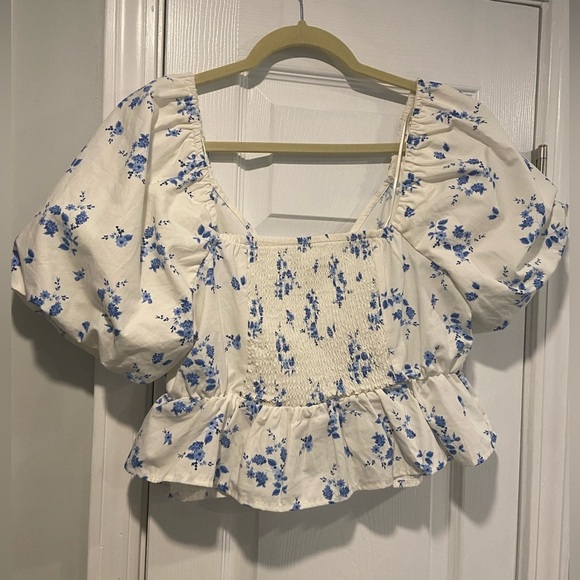 NWOT Band of the Free Size L Blue Floral Bows Cut Out Puff Peplum Crop Top - Picture 7 of 11